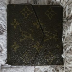 100% Louis Vuitton double snap bifold wallet